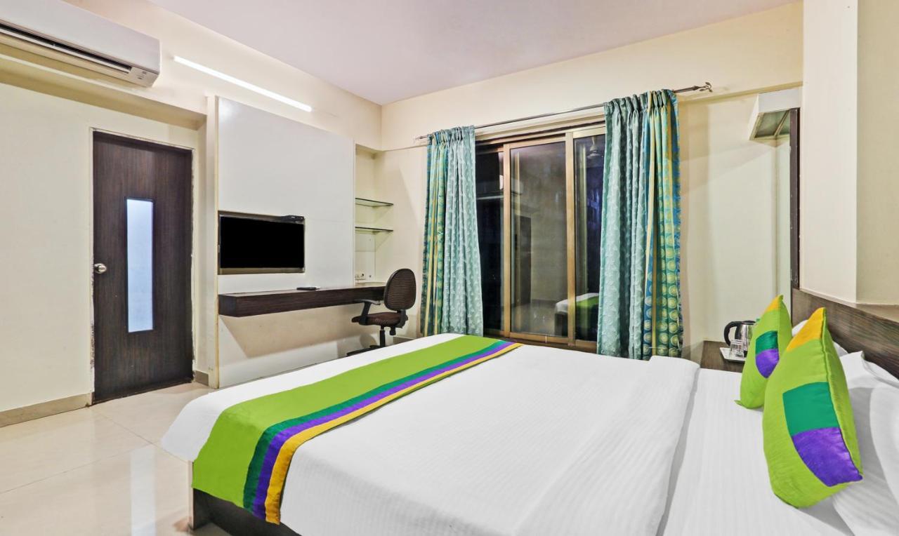 Treebo Trend Bandra Apartments 뭄바이 외부 사진