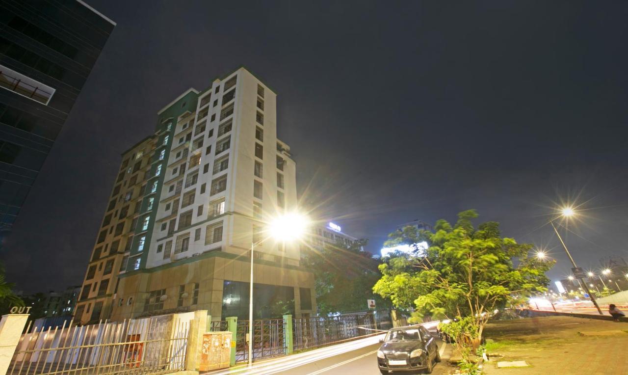 Treebo Trend Bandra Apartments 뭄바이 외부 사진