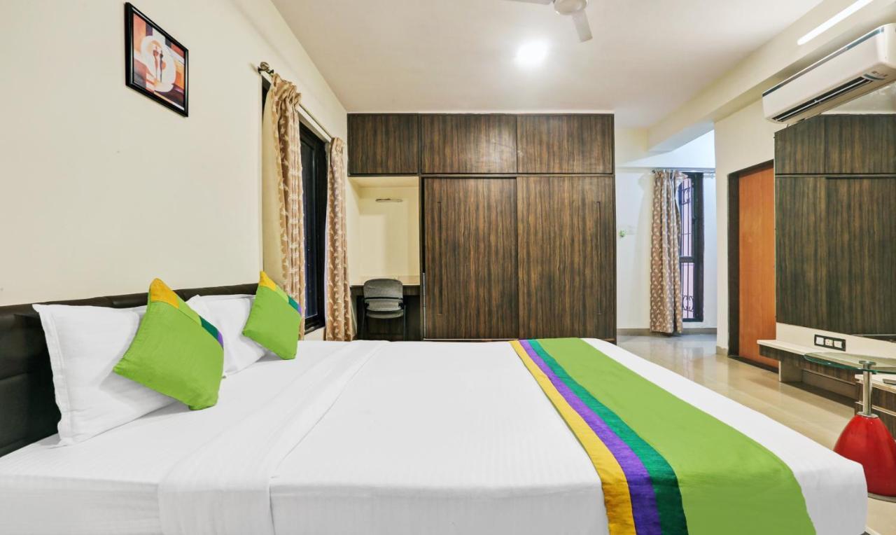 Treebo Trend Bandra Apartments 뭄바이 외부 사진