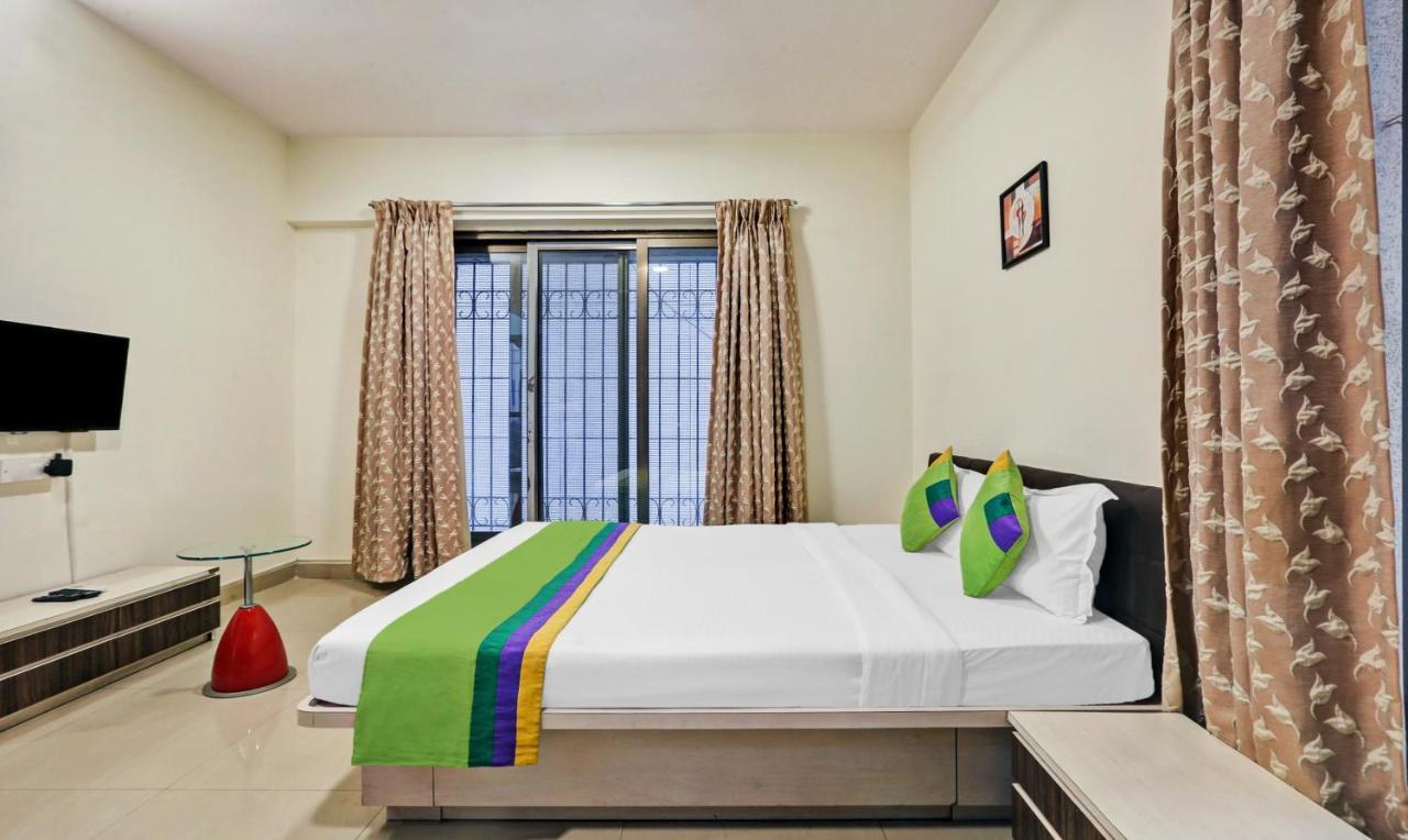 Treebo Trend Bandra Apartments 뭄바이 외부 사진